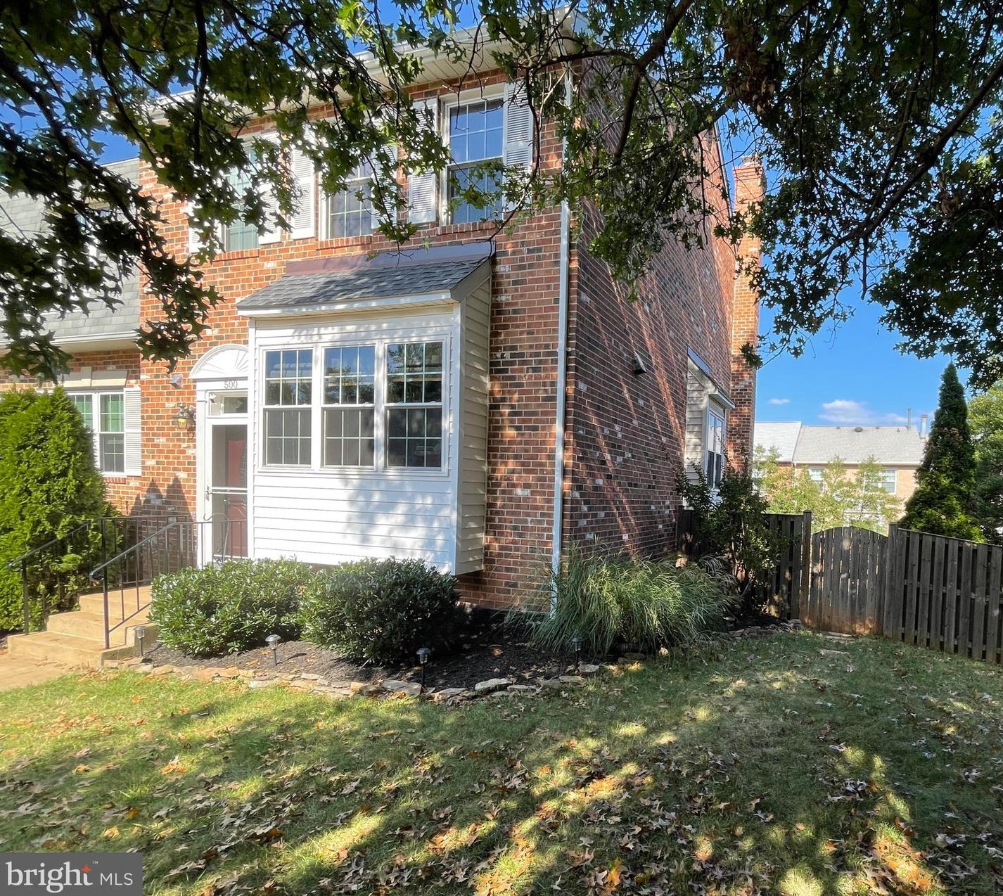 500 Beacon Dr, Dulles, VA 20164-5547