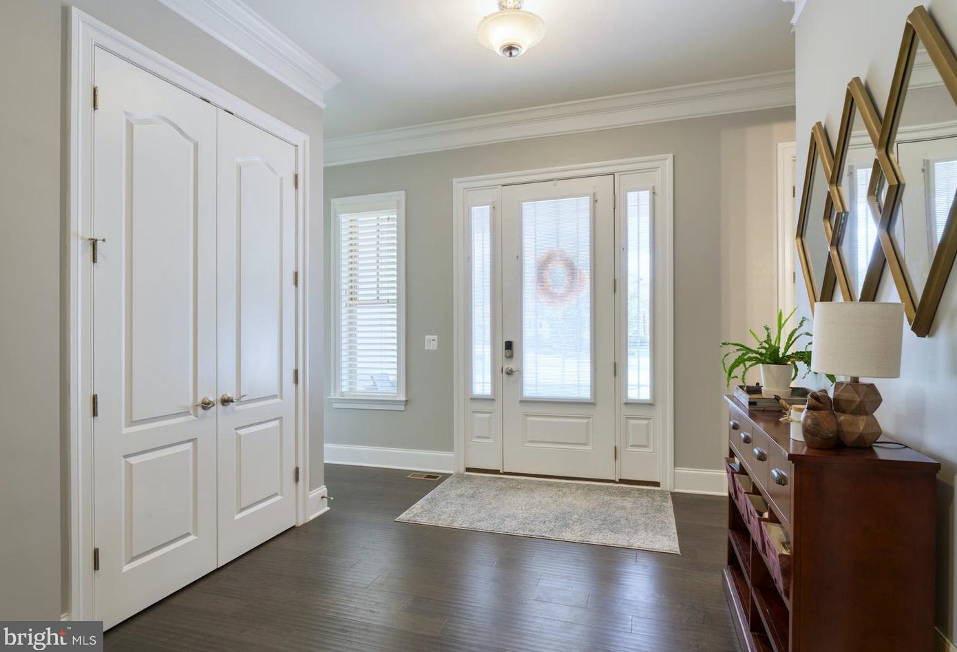 23734 Heather Mews Dr, Ashburn, VA 20148