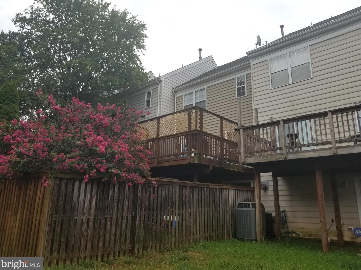 46844 Lacroys Point Ter, Dulles VA  20165-7559 exterior