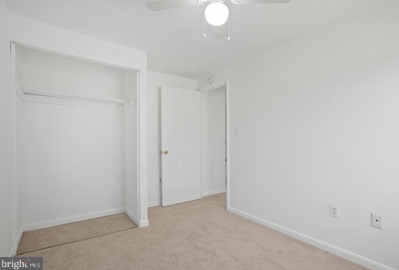 421 Argus Pl, Dulles VA  20164-1516 exterior
