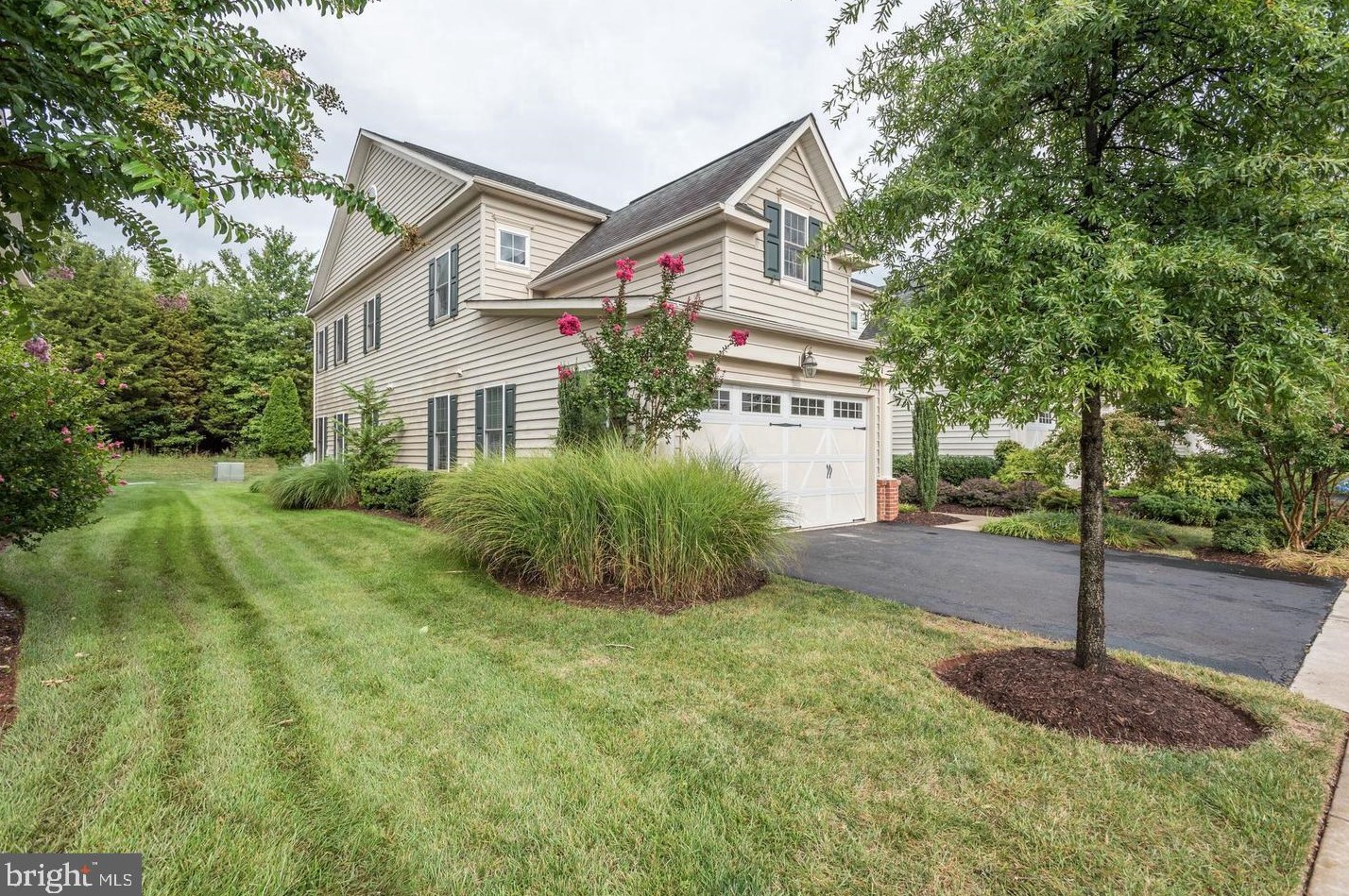 20488 Casablanca Dr, Ashburn, VA 20147-3893