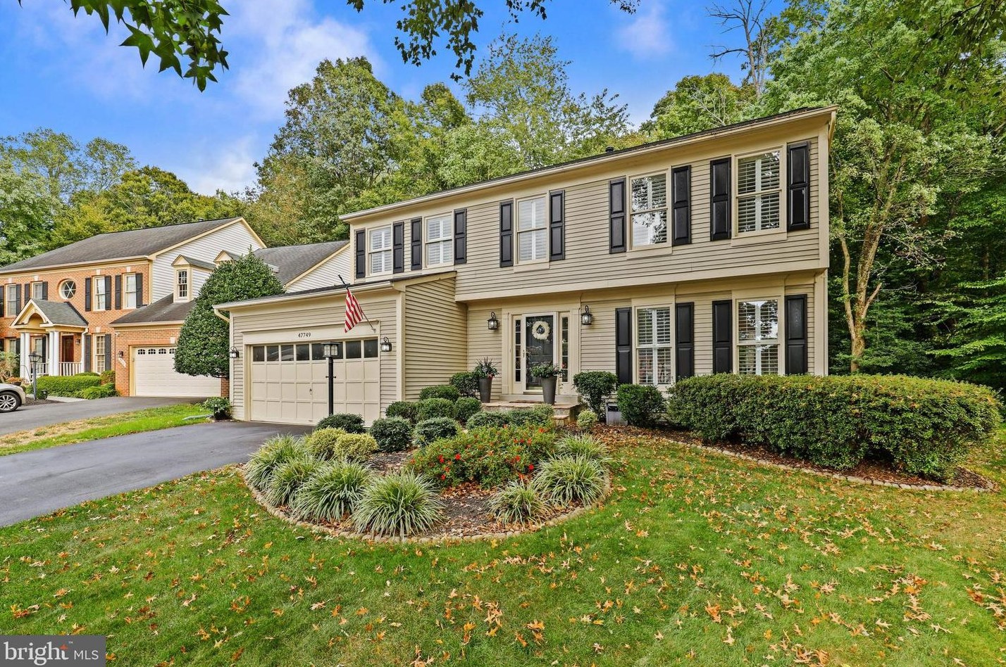 47749 League Ct, Dulles, VA 20165-7416