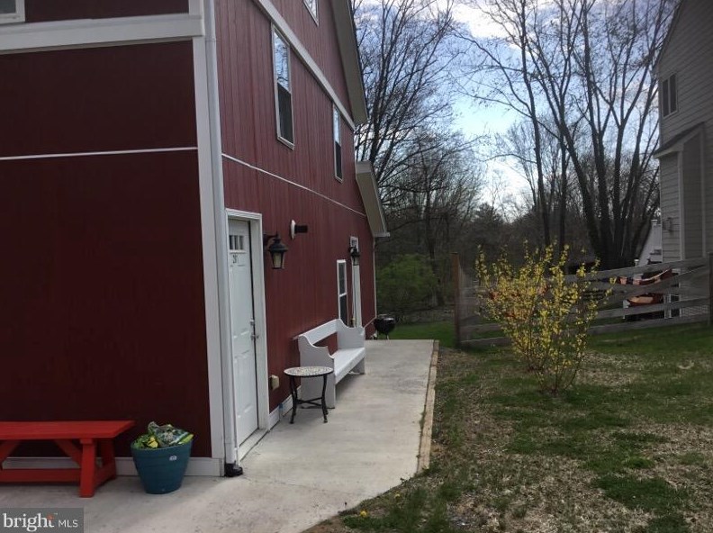 19 N Bridge St #200, Round Hill, VA 20141