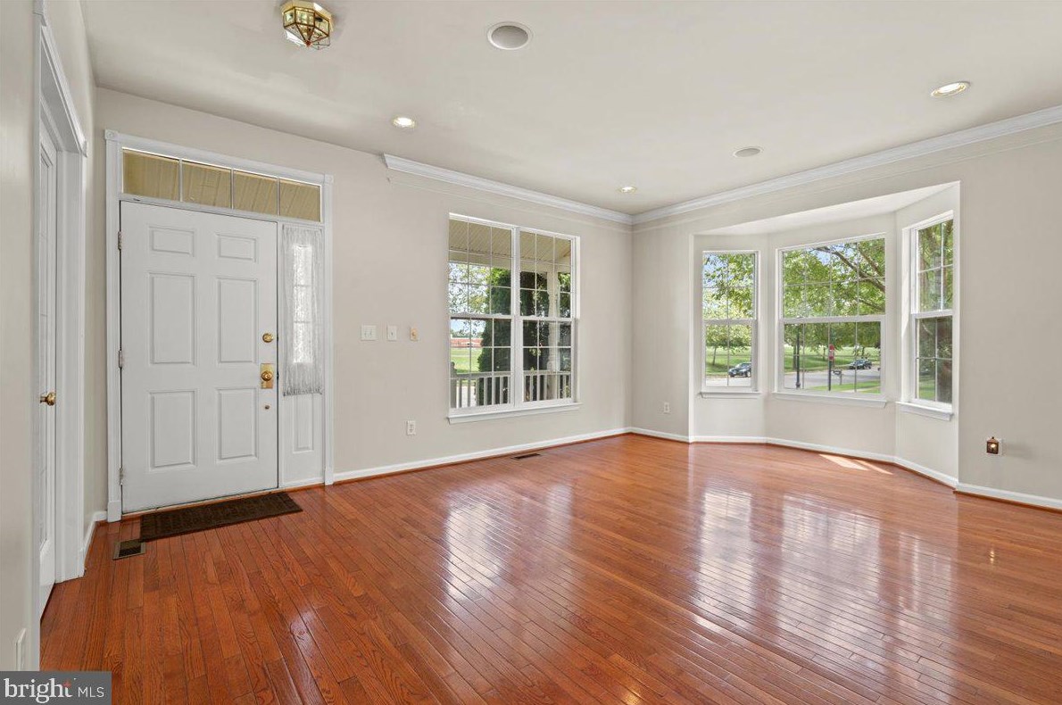 42775 Freedom St, Fairfax, VA 20152