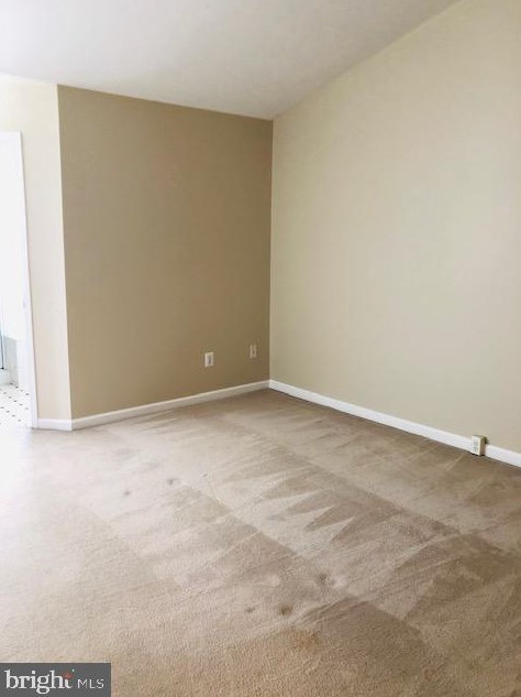 19897 Ridgecrest Sq, Ashburn, VA 20147-2764