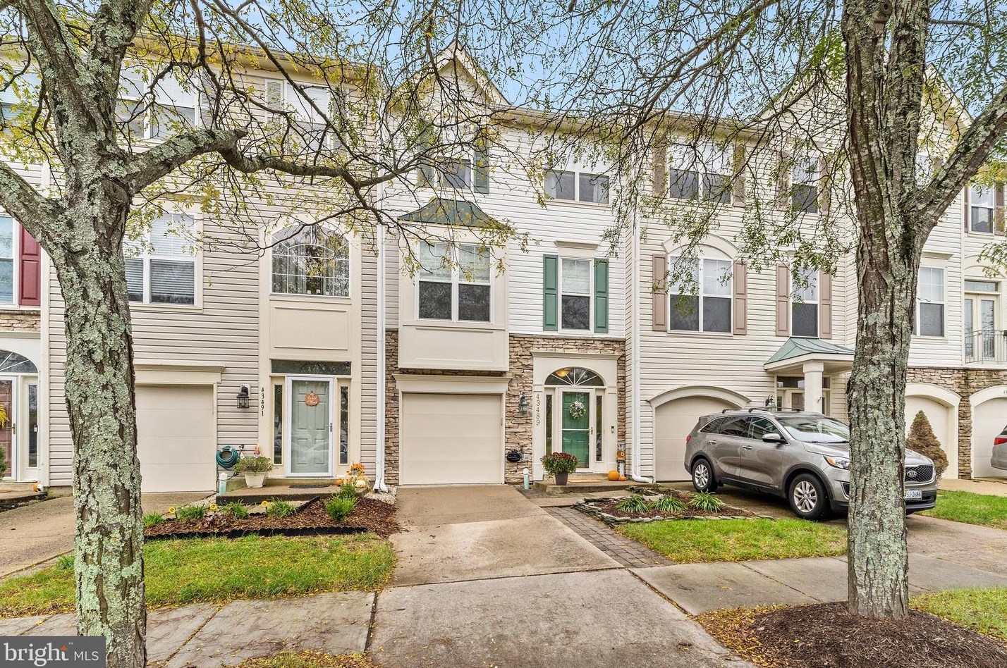 43489 Interval St, Fairfax, VA 20152-2533