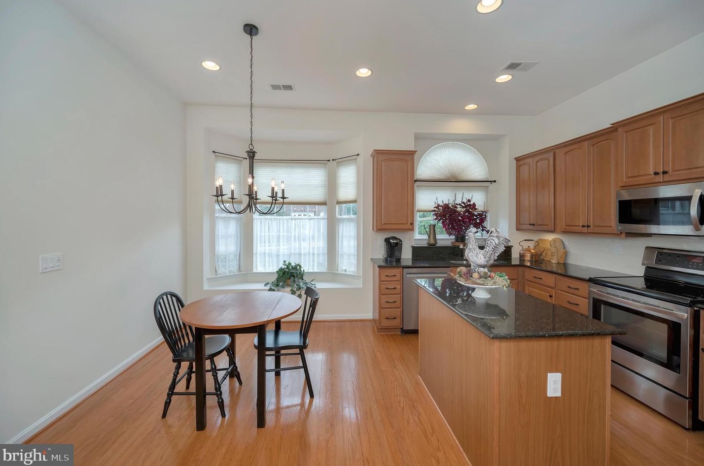 20910 Royal Villa Ter, Dulles, VA 20165-8401