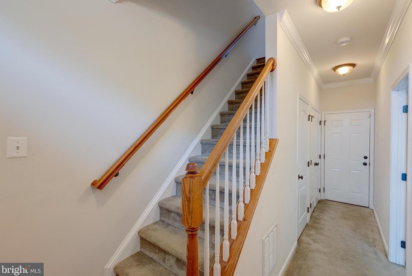 42823 Eggleston Ter, Fairfax, VA 20152