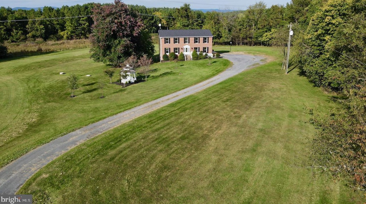 39705 Wenner Rd, Lovettsville, VA 20180