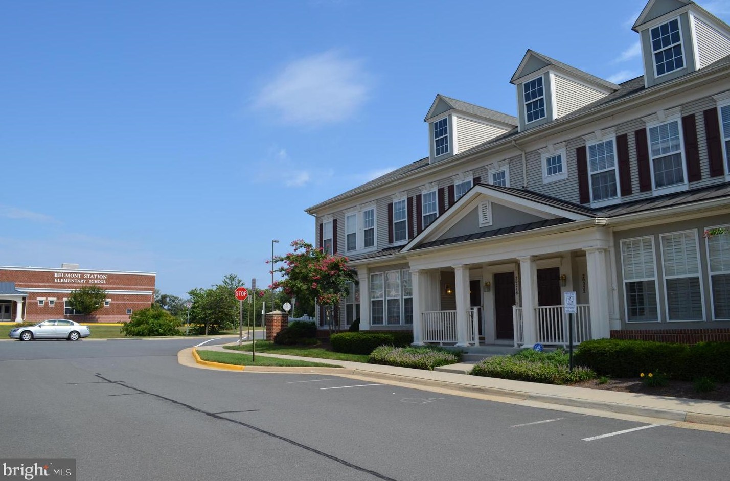 20218 Macglashan Ter #2102, Ashburn, VA 20147
