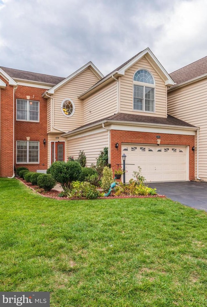 22913 Brown Sq, Ashburn, VA 20148-7325