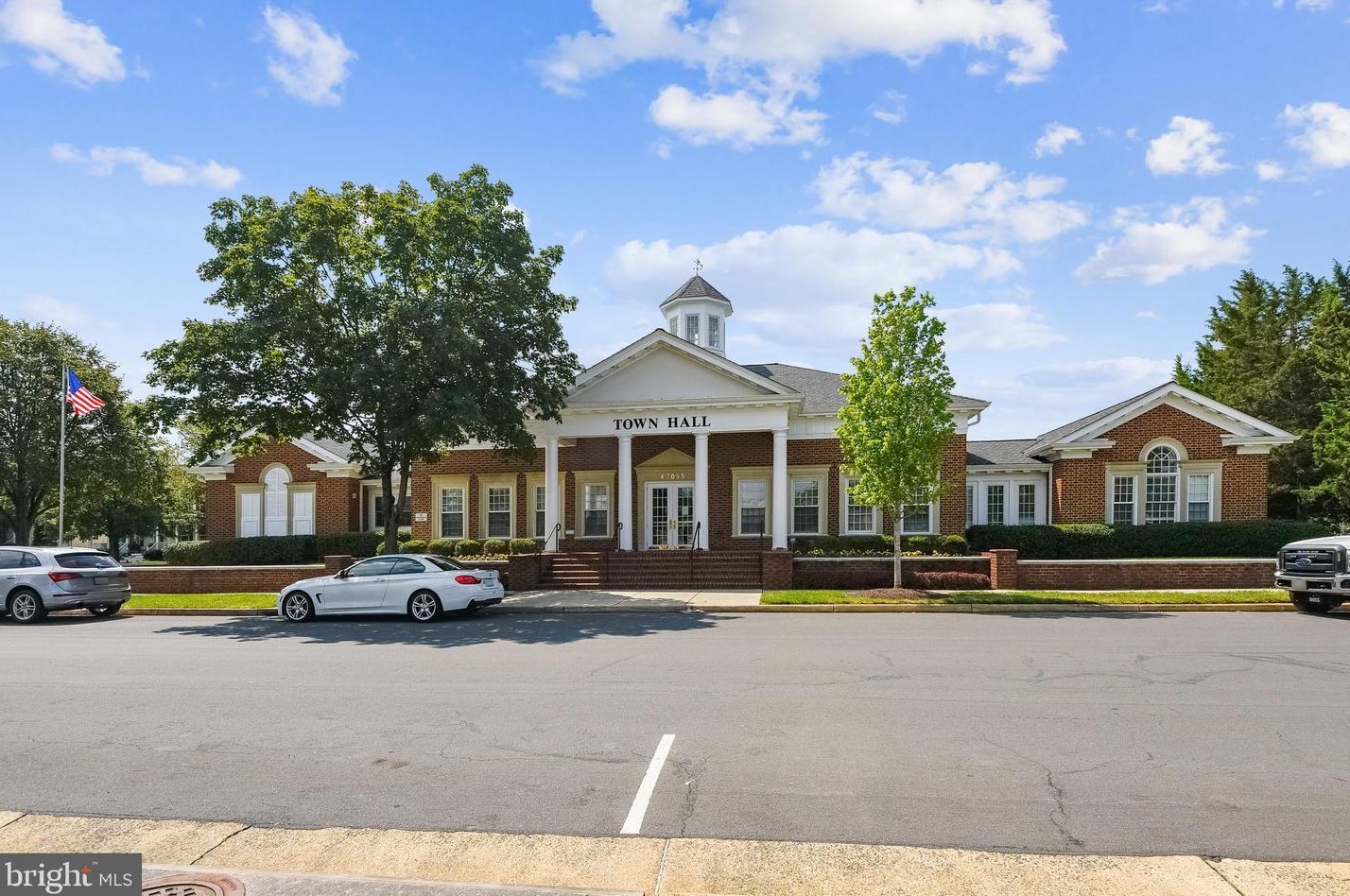 43005 Eustis St, Fairfax VA  exterior