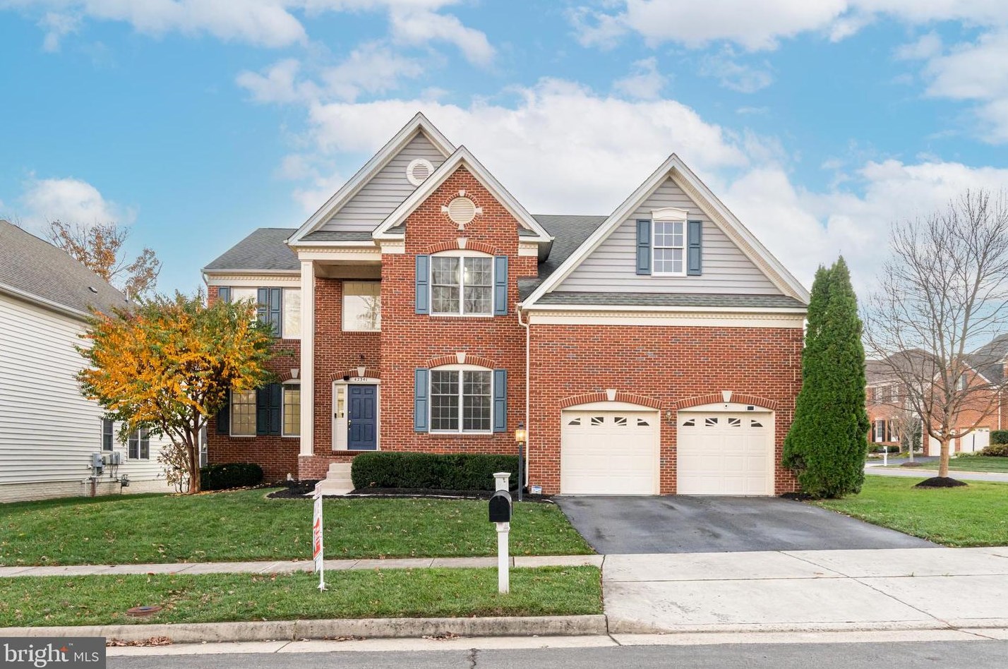 42341 Friendship St, Fairfax, VA 20152-6018