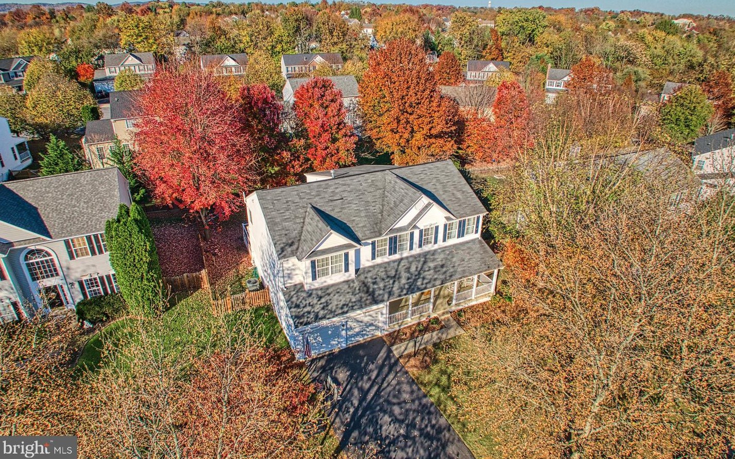 409 Gatepost Ct, Purcellville, VA 20132