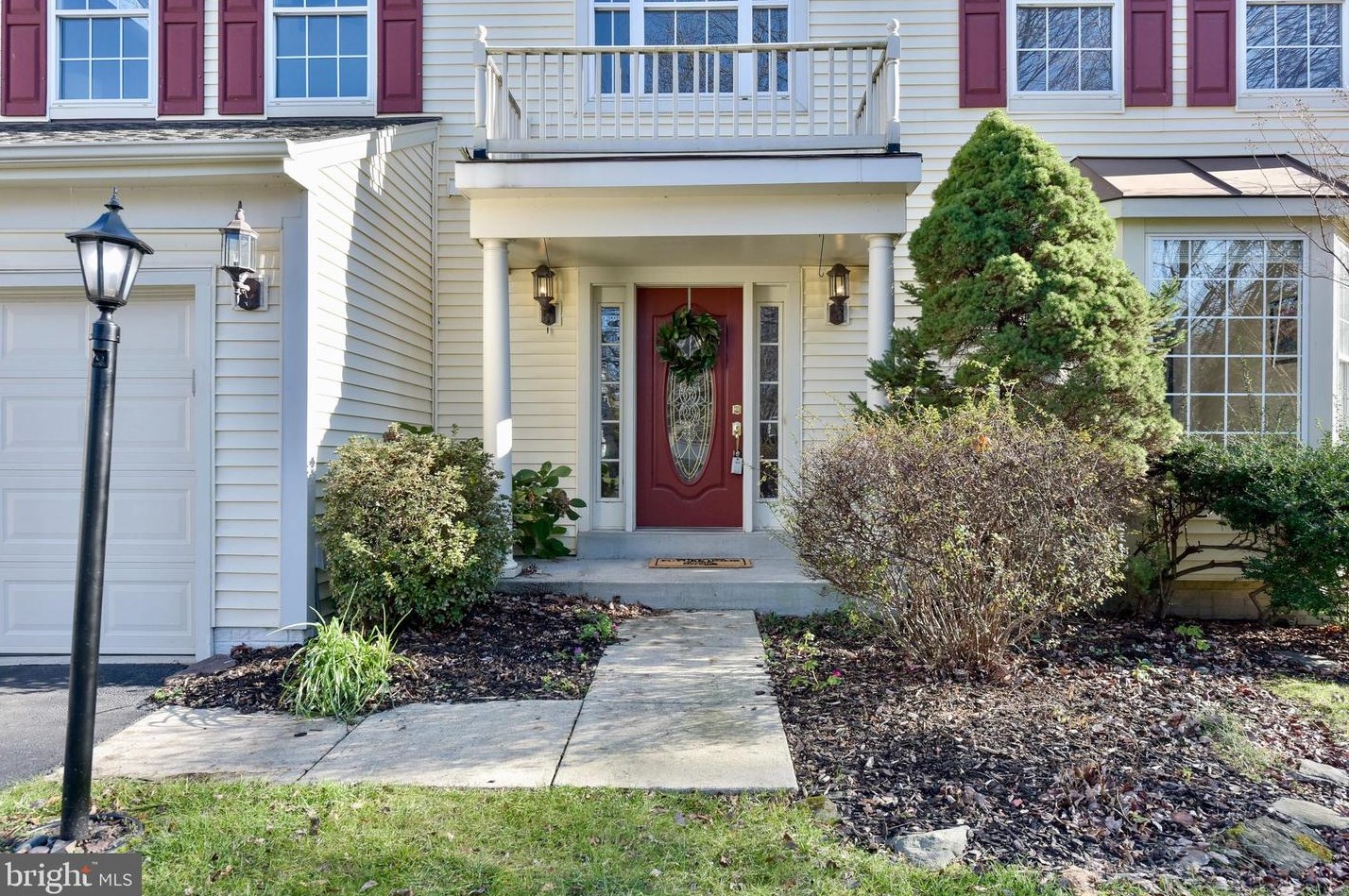 43025 Tavernsprings Ct, Ashburn, VA 20147-4449