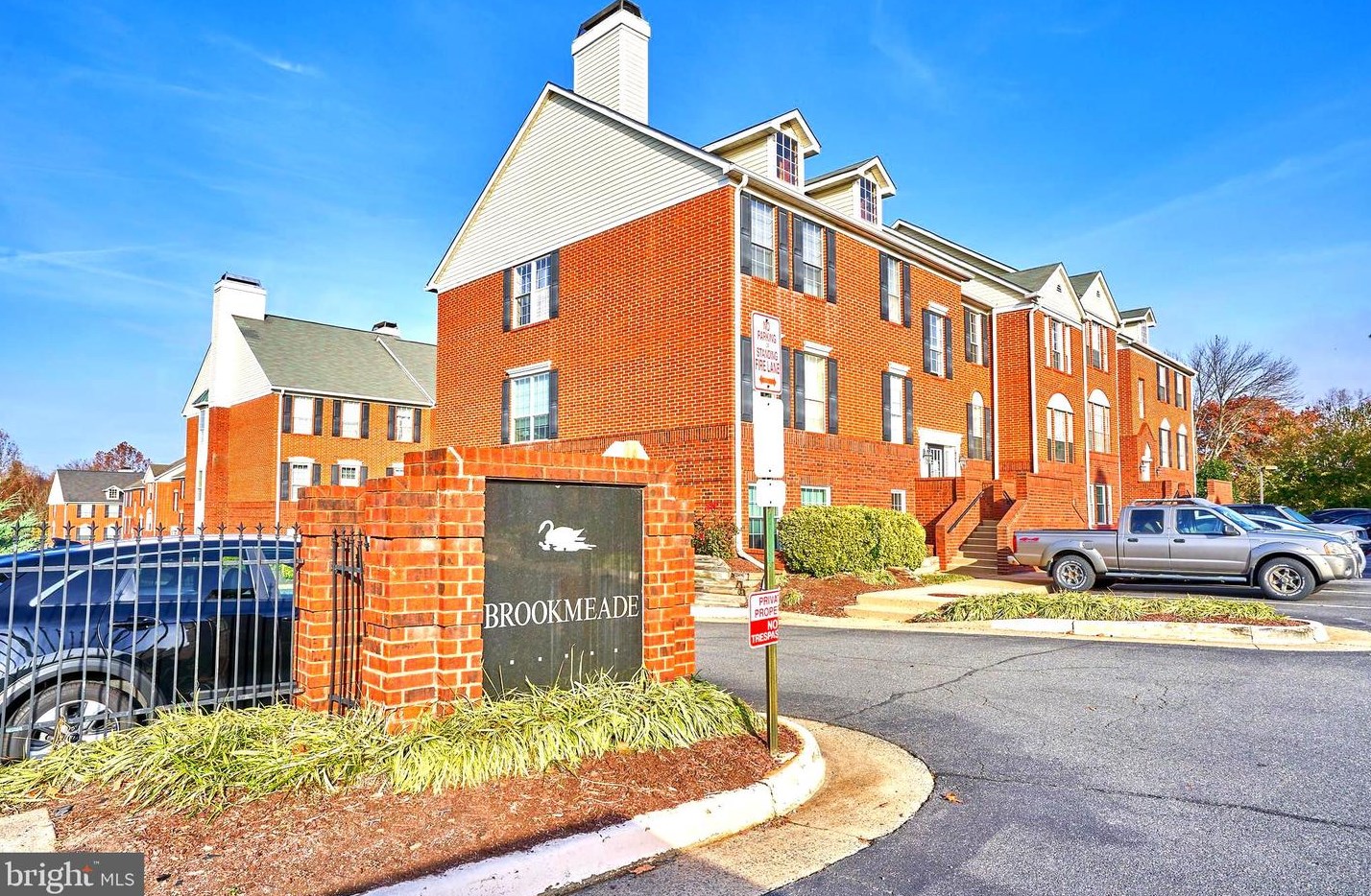 664 Gateway Dr Se #303, Leesburg, VA 20175