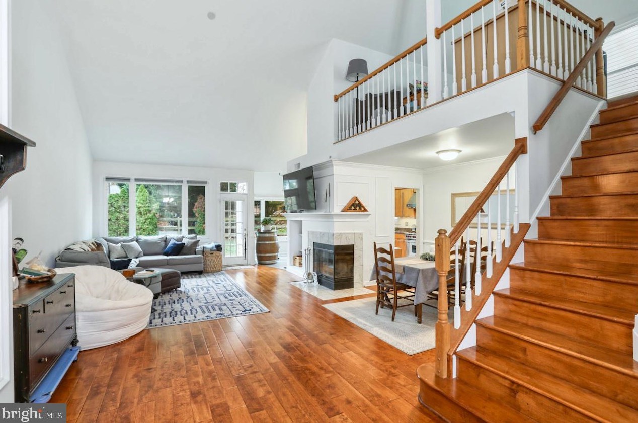46531 Cedarhurst Dr, Dulles VA  20165-6452 exterior