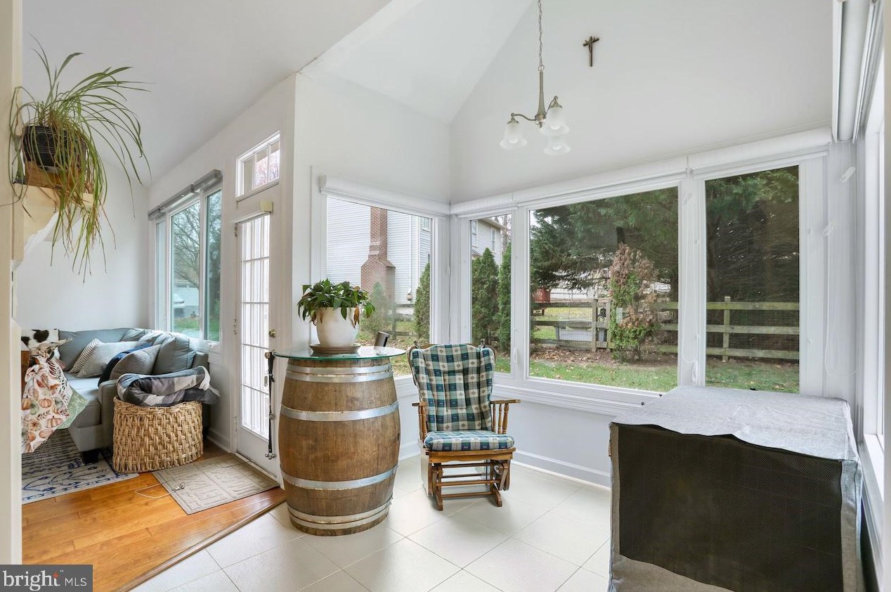46531 Cedarhurst Dr, Dulles VA  20165-6452 exterior