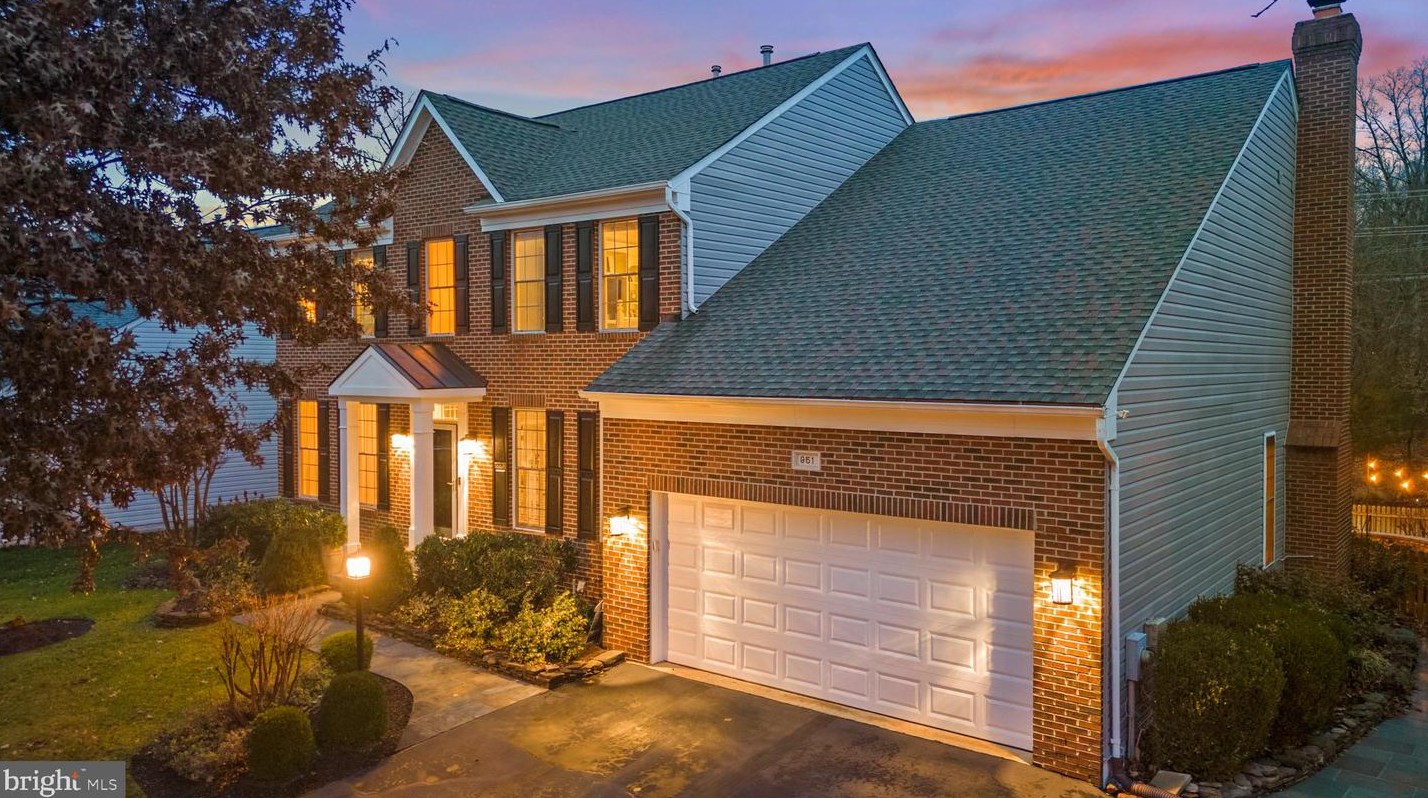 951 Rhonda Pl Se, Leesburg, VA 20175