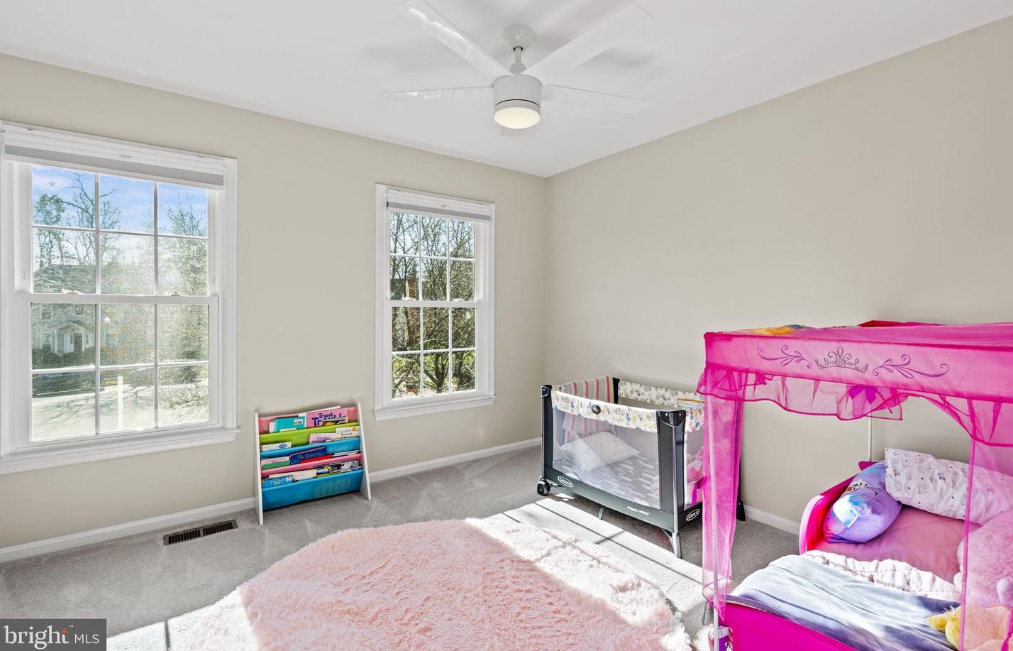 20226 Catlett Pl, Ashburn VA  20147-3303 exterior