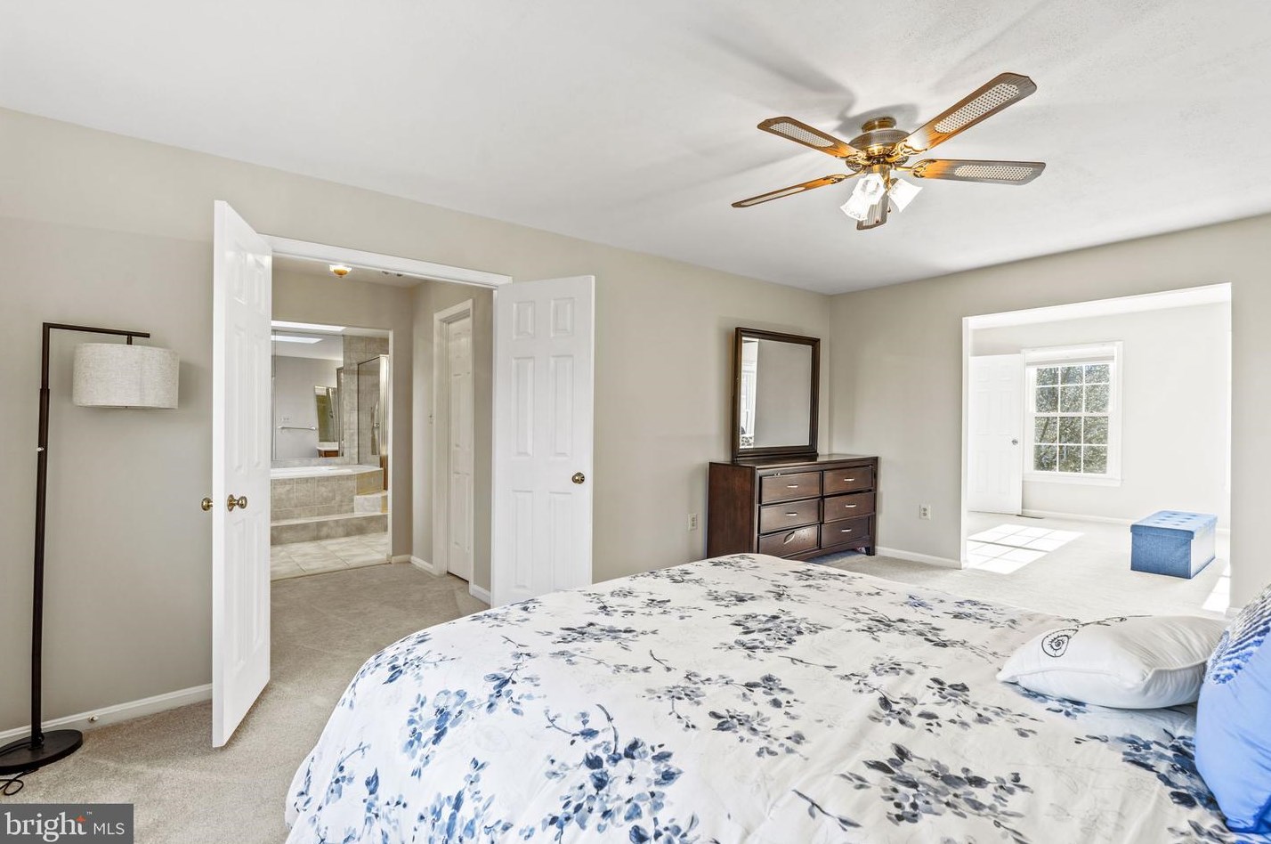 20226 Catlett Pl, Ashburn VA  20147-3303 exterior