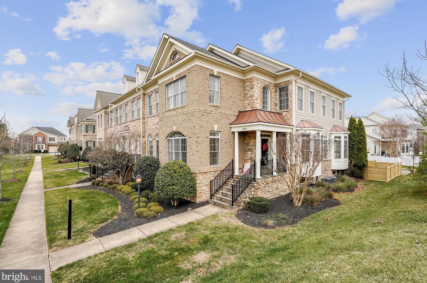 18989 Rossback Terrace, Leesburg, VA 20176