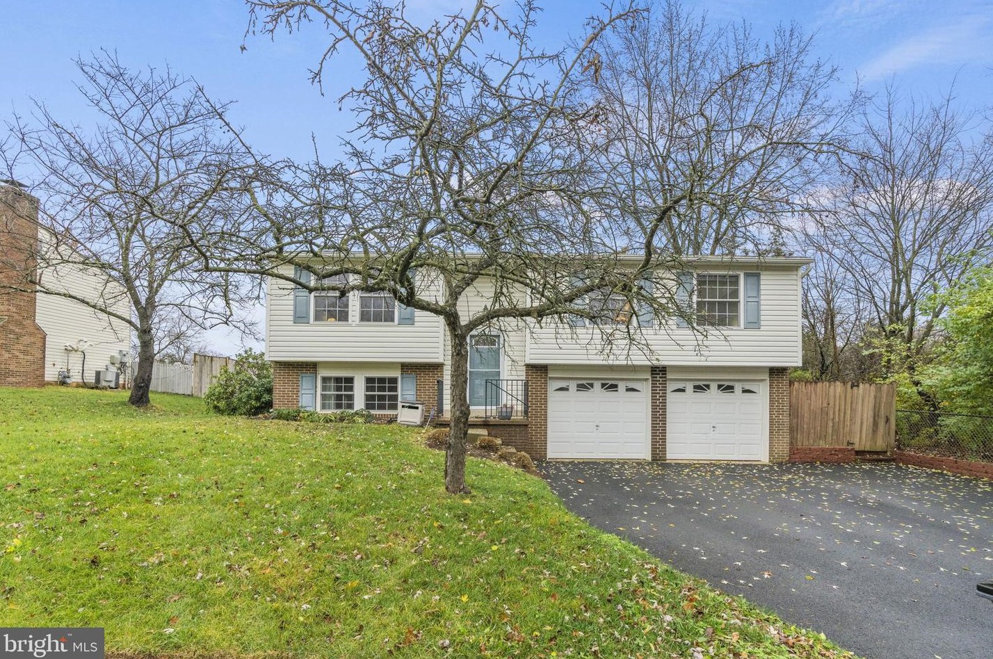 702 N Argonne Ave, Dulles, VA 20164