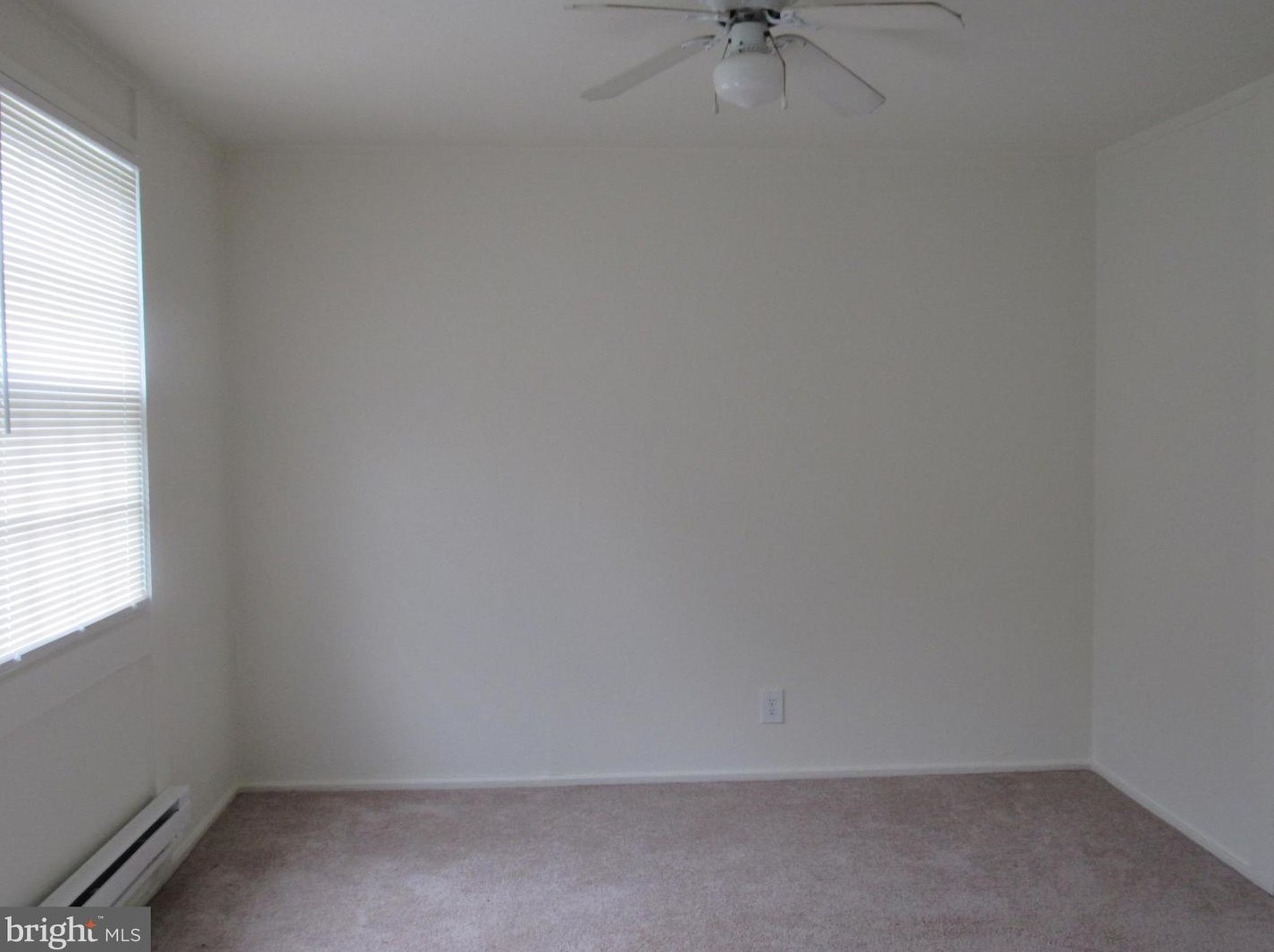 8 Monroe St Se, Leesburg, VA 20175