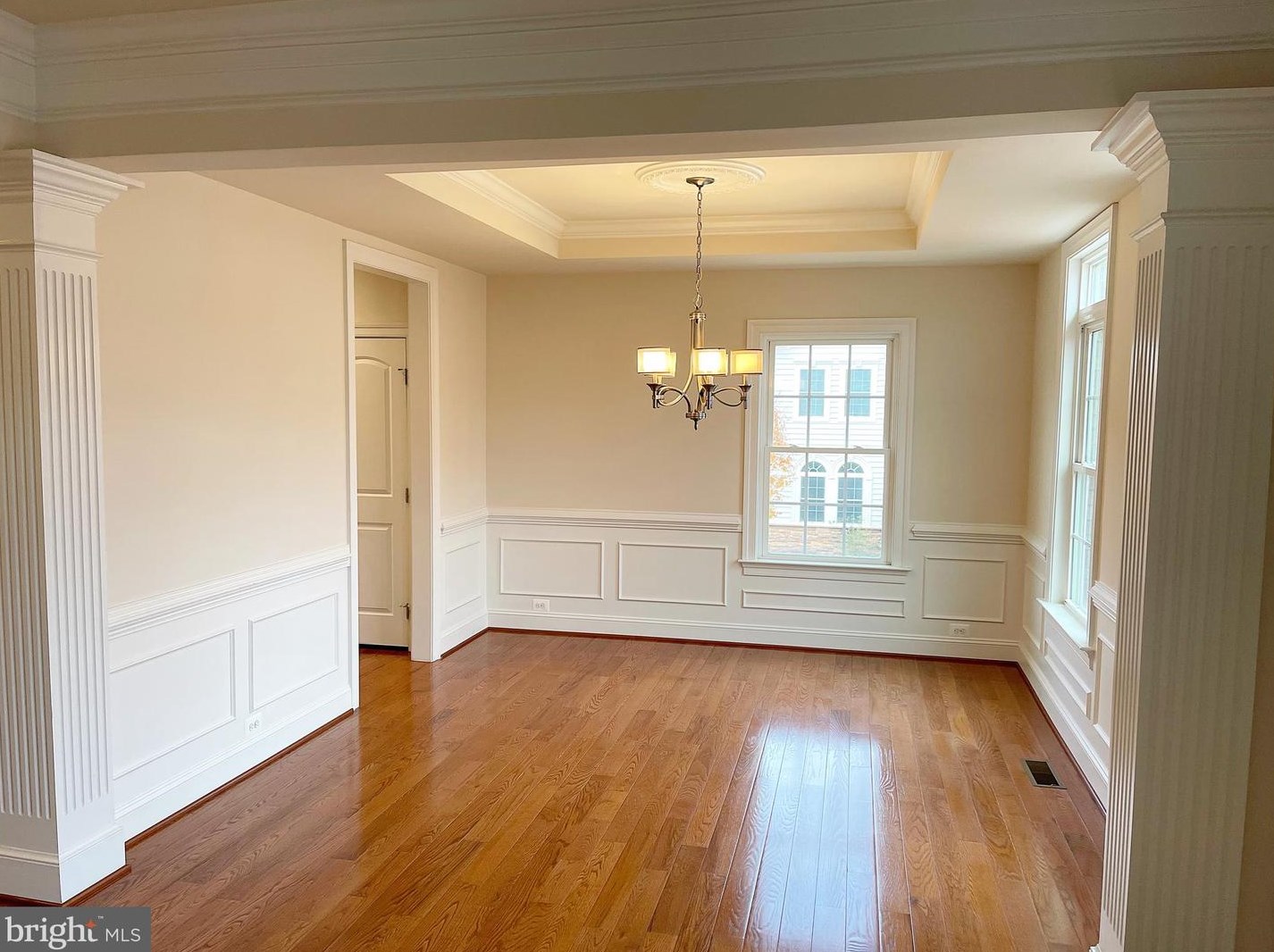 42525 Pine Forest Dr, Fairfax VA  20152-6095 exterior