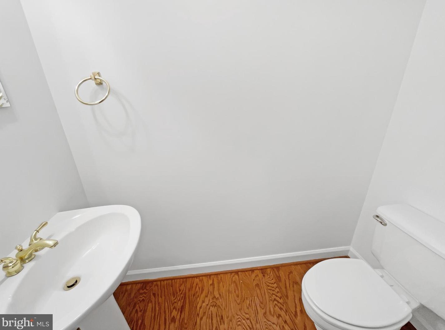 46551 River Meadows Ter, Dulles VA  20165-7219 exterior