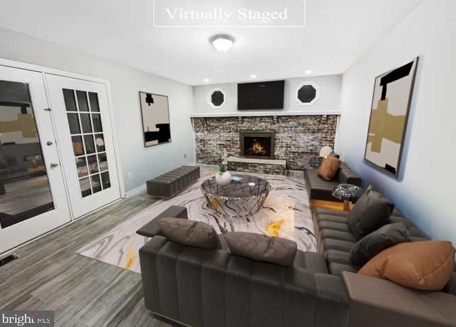 200 Pin Oak Ct, Dulles, VA 20164