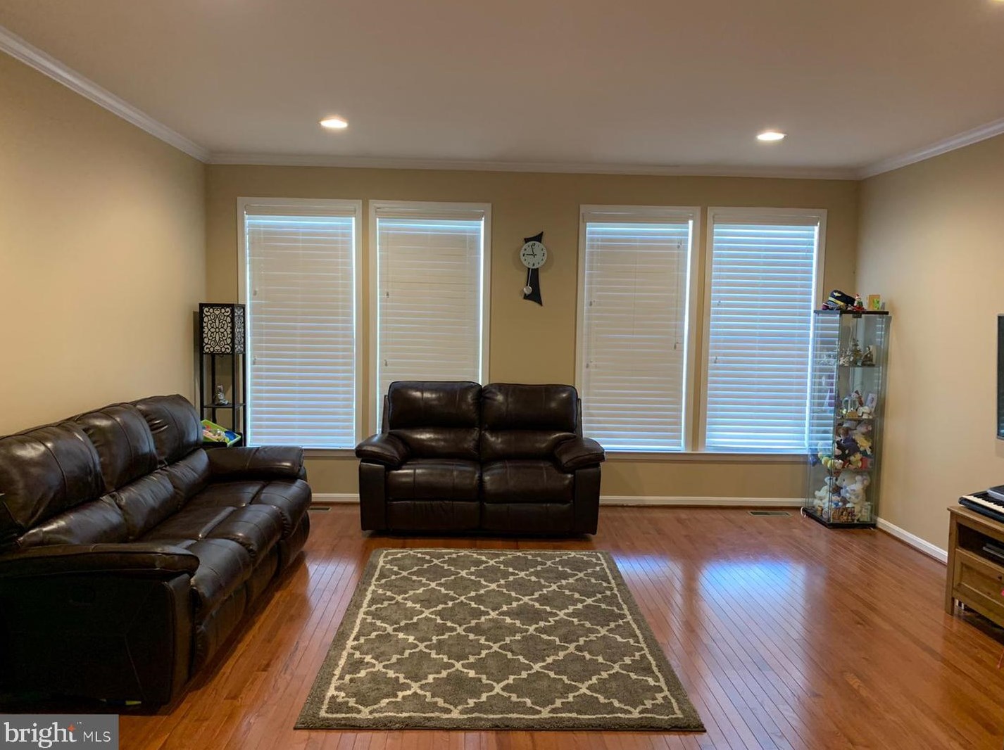 21762 Harroun Ter, Ashburn, VA 20147