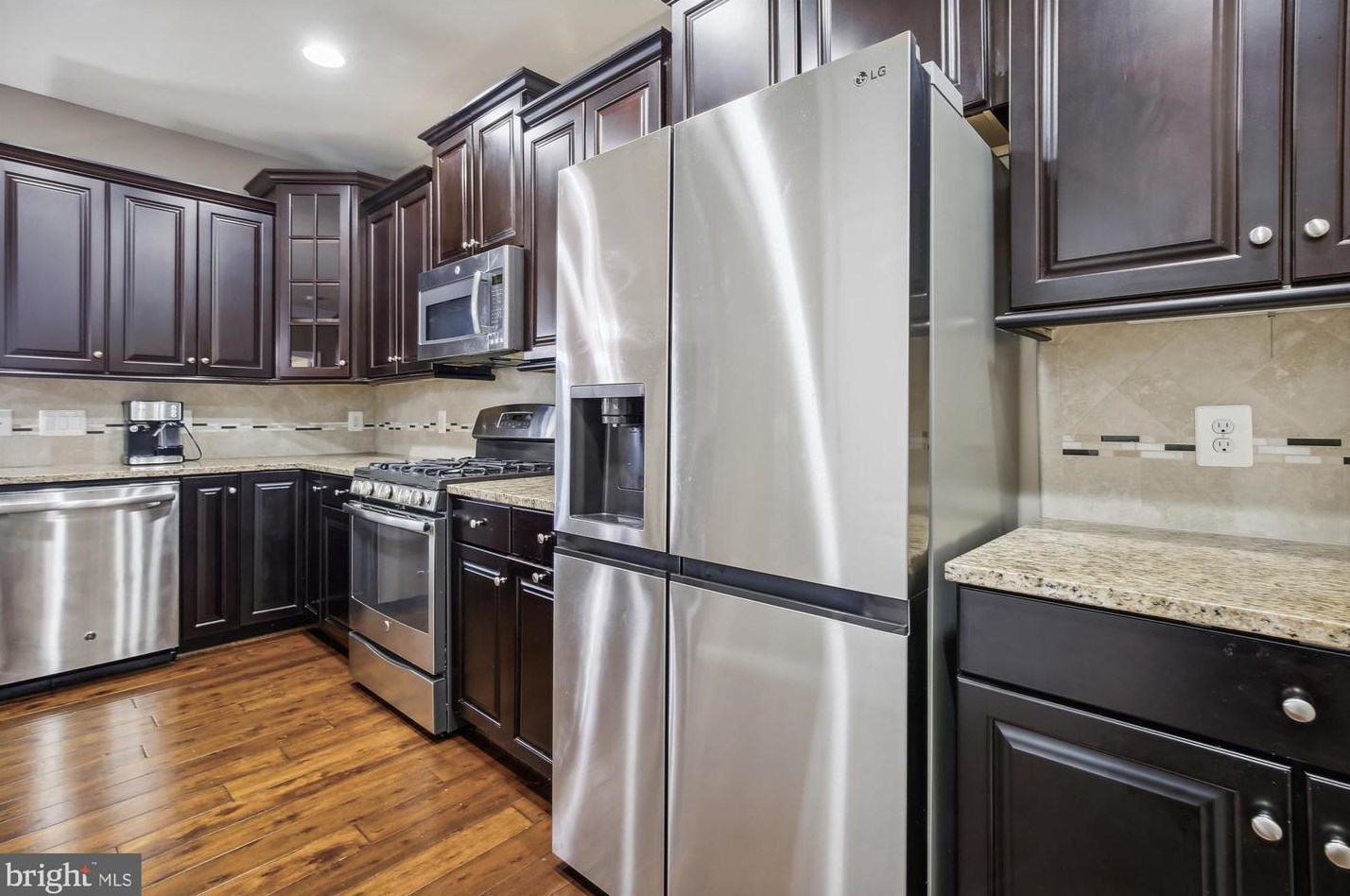 42604 Hardage Ter, Ashburn VA  20148-4350 exterior