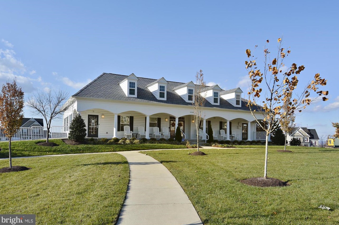 42604 Hardage Ter, Ashburn VA  20148-4350 exterior