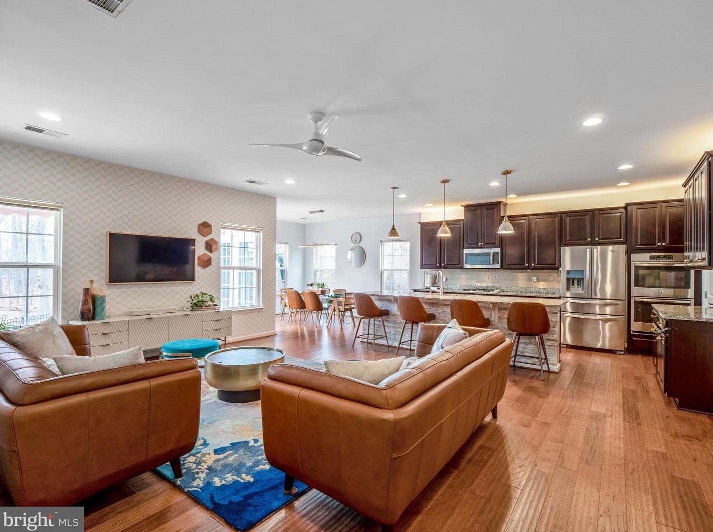 41717 Mccandless Ct, Stone Ridge, VA 20105