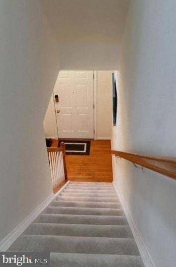 25306 Shipley Ter, Fairfax VA  20152-6662 exterior