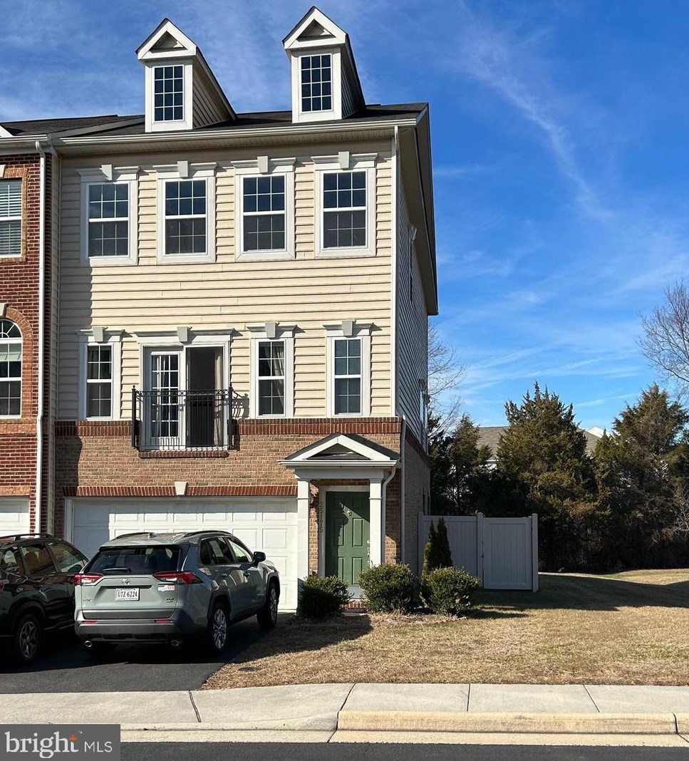 25175 Prairie Fire Sq, Stone Ridge, VA 20105
