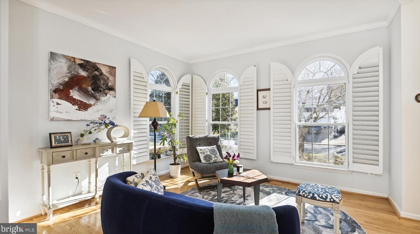 47074 Garrett Pl, Dulles VA  20165-7522 exterior