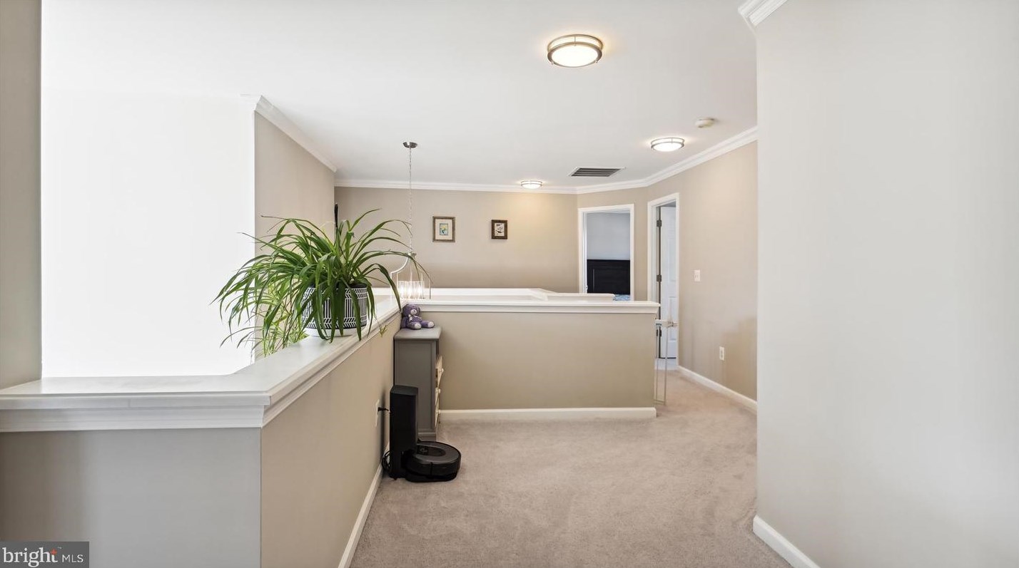 47074 Garrett Pl, Dulles VA  20165-7522 exterior