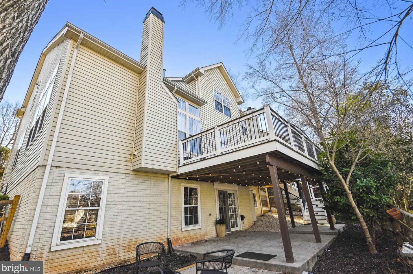 47074 Garrett Pl, Dulles VA  20165-7522 exterior