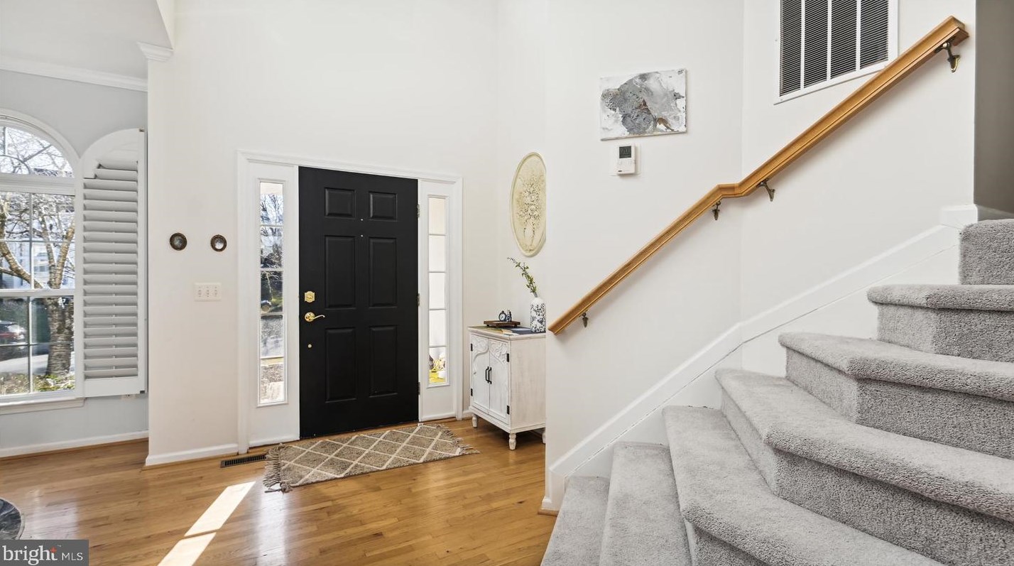 47074 Garrett Pl, Dulles VA  20165-7522 exterior