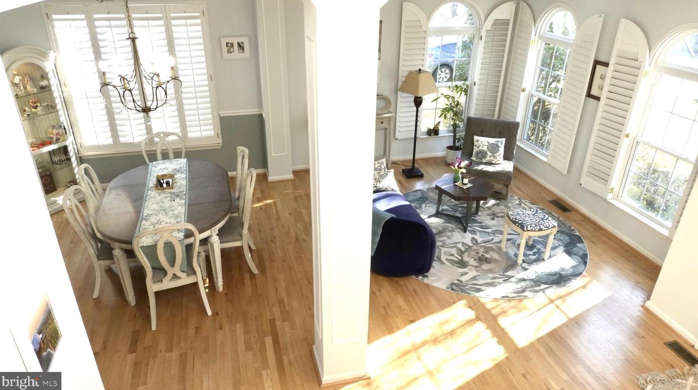 47074 Garrett Pl, Dulles VA  20165-7522 exterior