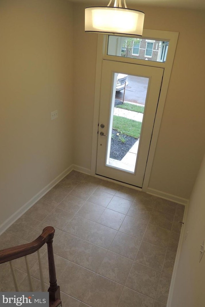 20618 Duxbury Ter, Ashburn, VA 20147