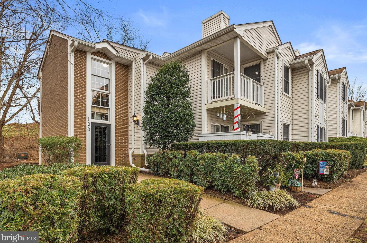 100 Westwick Ct #4, Dulles, VA 20165