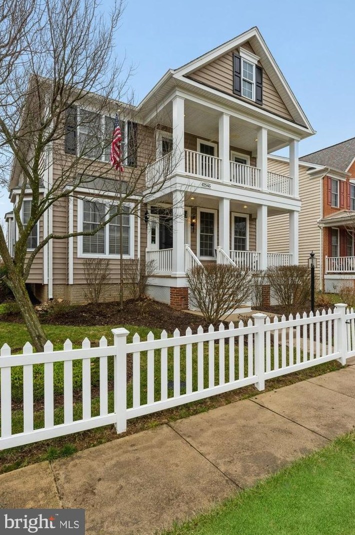 42546 Neighborly Ln, Fairfax, VA 20152-6021