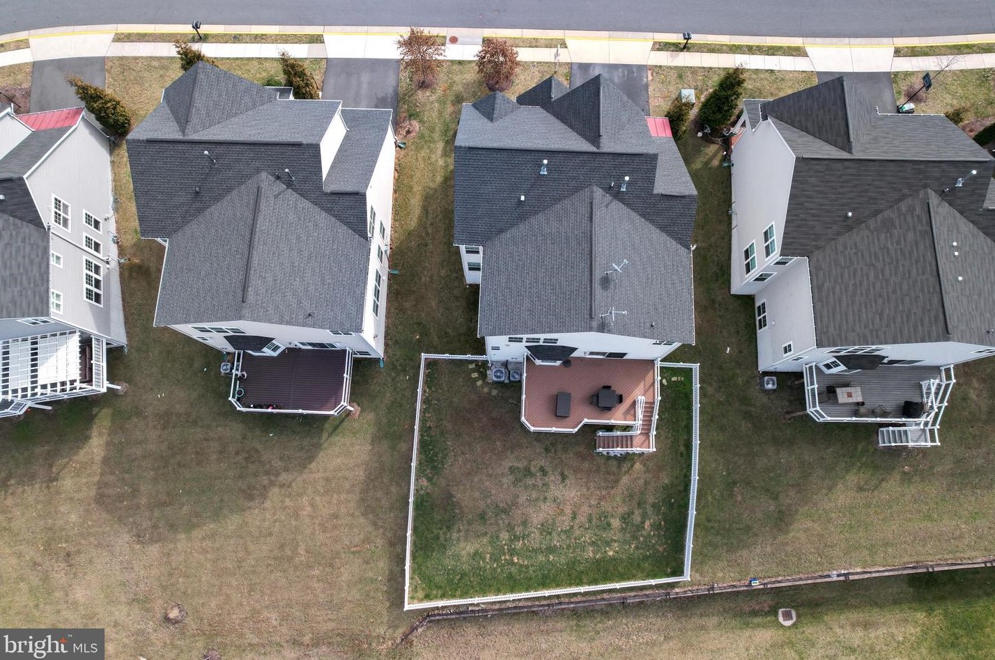 21115 Potomac Trail Cir, Ashburn VA  20148-4371 exterior