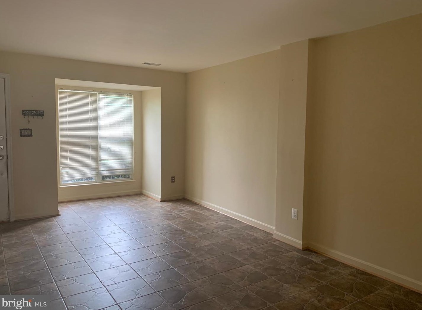 45456 Timber Trail Sq, Dulles VA  20164-5359 exterior