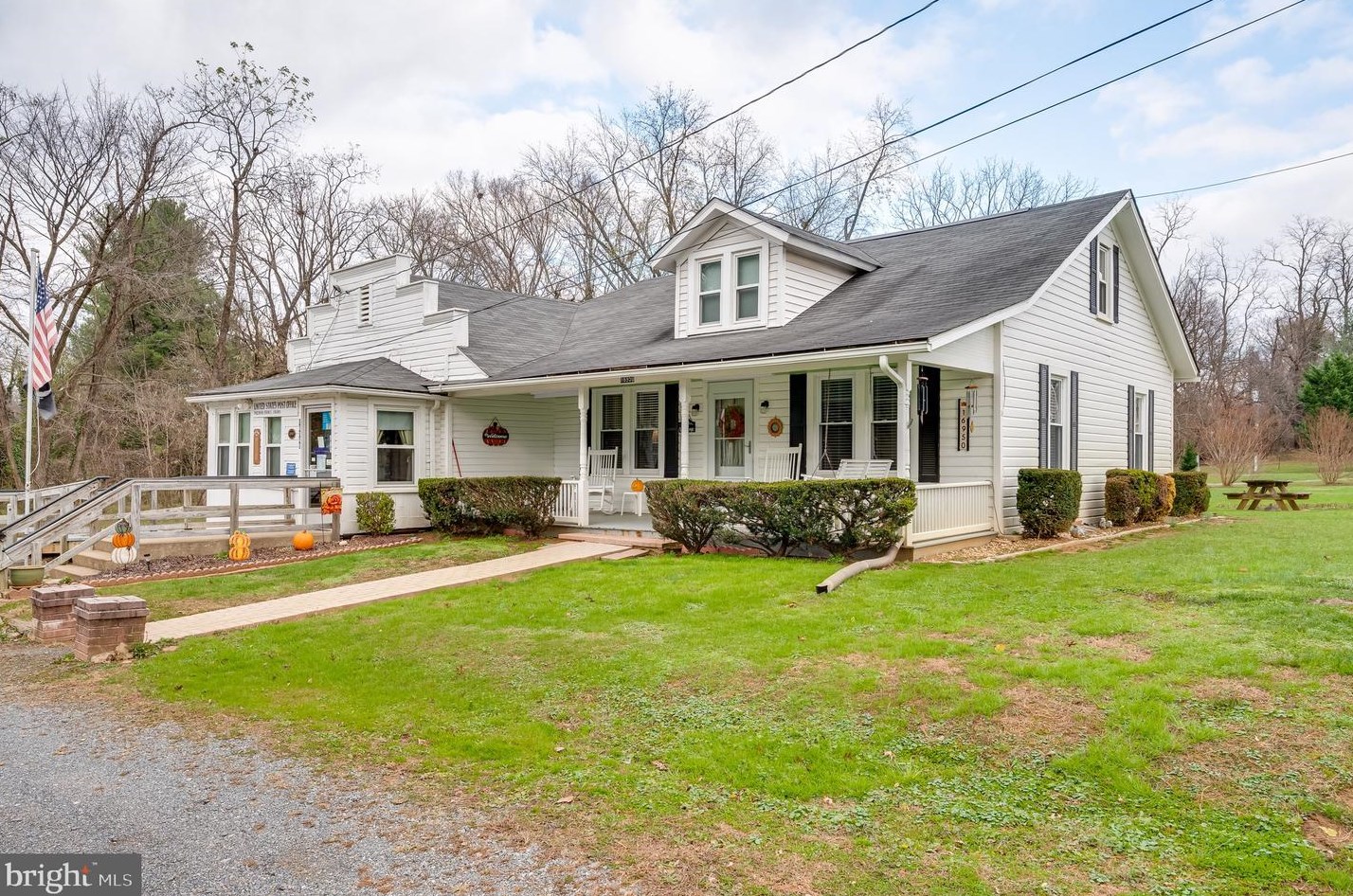 16950 Simpson Cir, Paeonian Springs, VA 20129