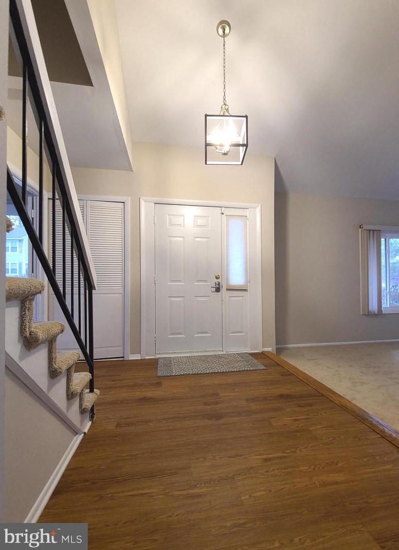 4 Greencastle Rd, Dulles VA  20164-1138 exterior