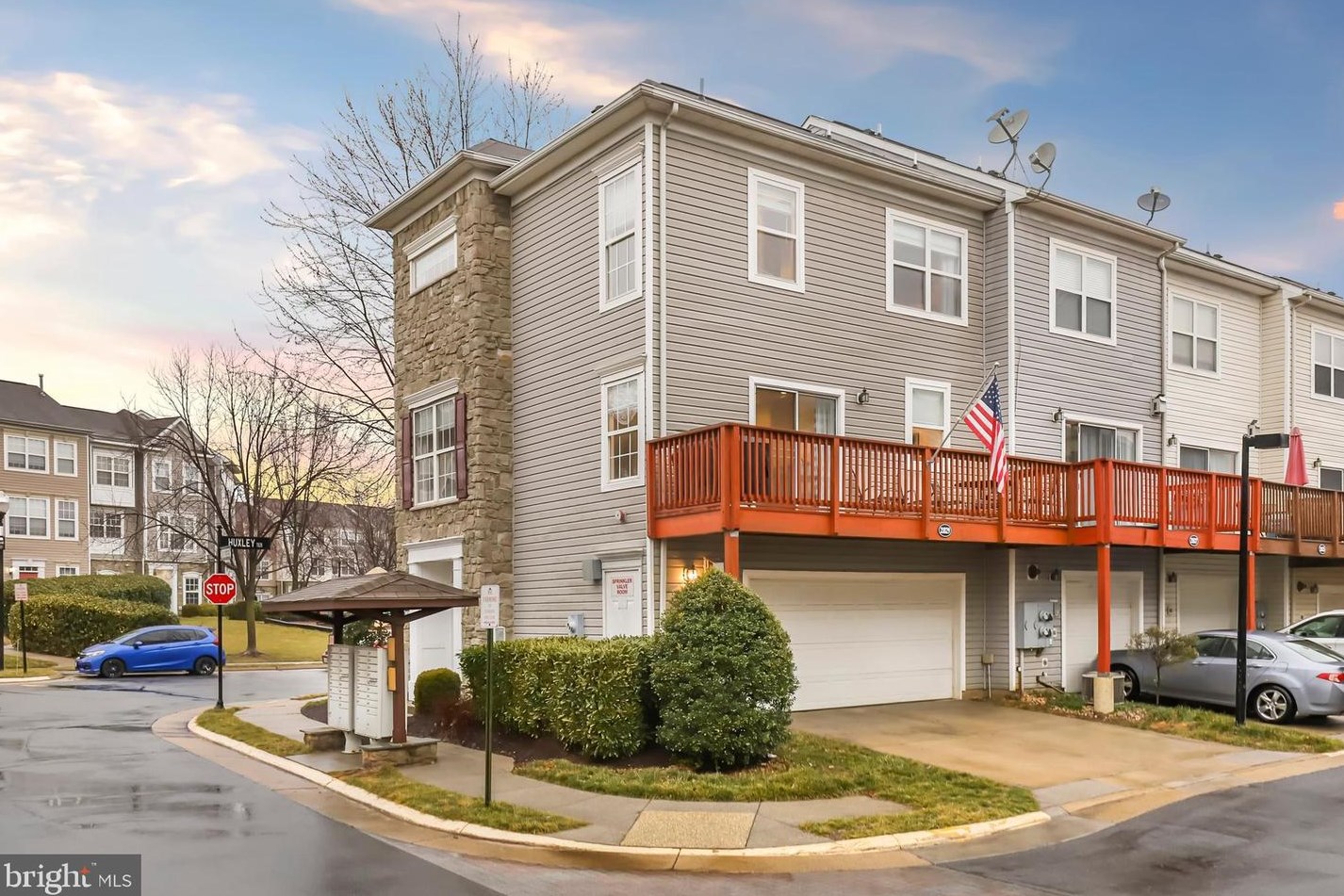 21829 Petworth Ct, Ashburn, VA 20147-6727